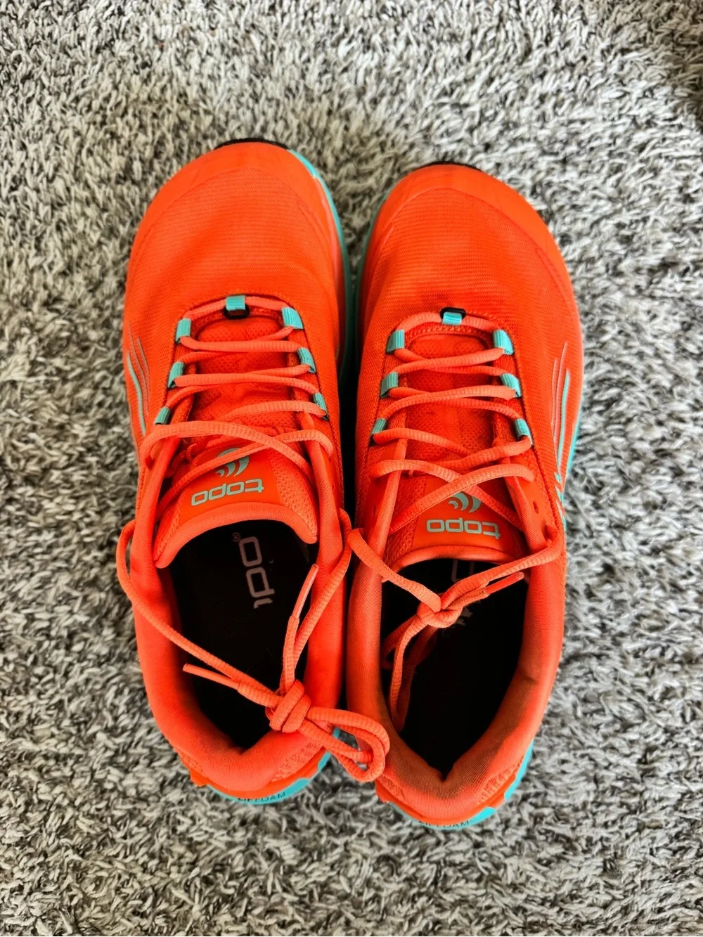 Topo Athletic Men’s 9.5 M-Pursuit Zero Drop Trail Running Shoes with <20 miles